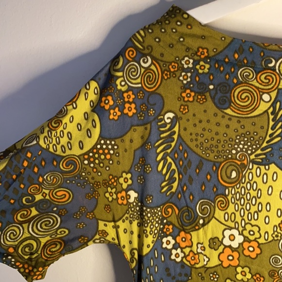 60s Flower Dress - Picture 7 of 9